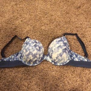Victorious secret bra. 34D